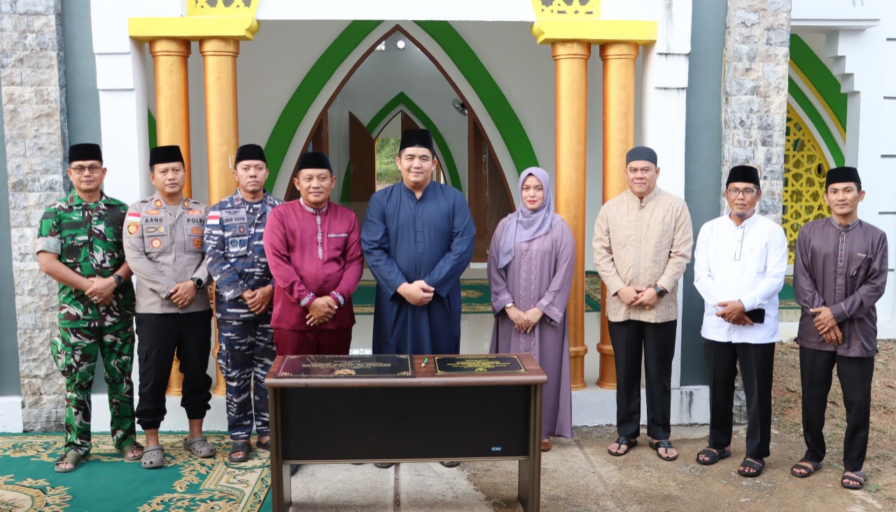 Dari Mantang, Safari Ramadan Perdana Bupati Bintan Ditandai Peresmian Masjid Besar Jannatul Bahri